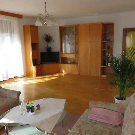 Grossraumige Ferienwohnung *